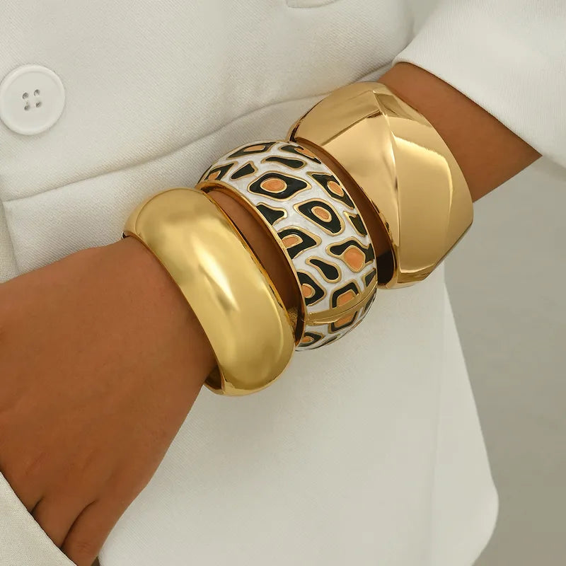 Elegant Exaggerated Oversized Leopard Alloy Bangles
