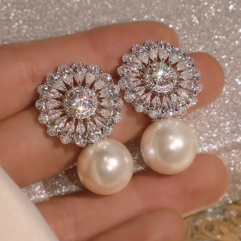 Pearl Flower Zircon Earring