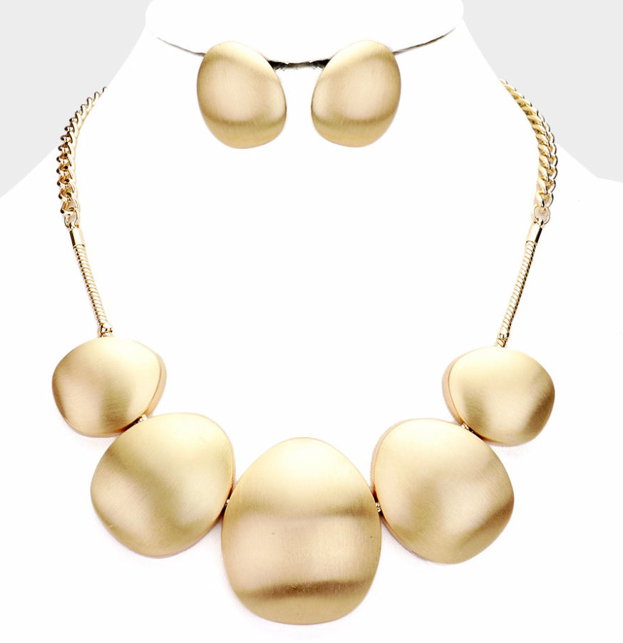 Irregular Round Bib Necklace Set